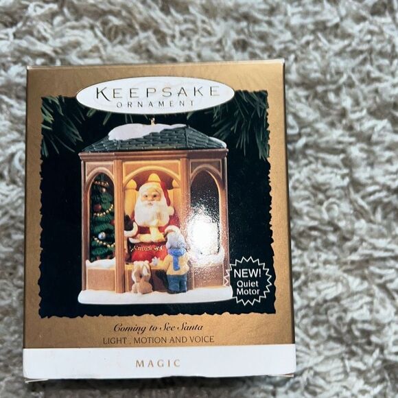 Vintage Hallmark Keepsake Ornament 1995 Coming to See Santa Magic Light Motion V - Picture 1 of 14